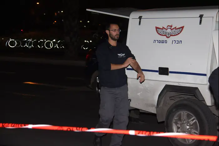 חבלן משטרה (ניר פקין) חבלן משטרה (ניר פקין)