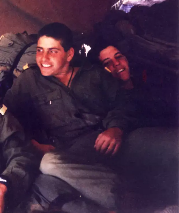 שחר רוזנברג שנהרג באסון המסוקים (באדיבות המשפחה) שחר רוזנברג שנהרג באסון המסוקים (באדיבות המשפחה)