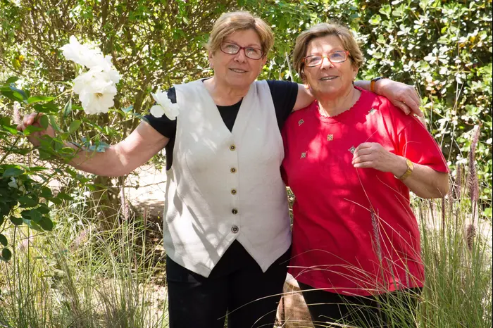 מאי להט ומישלן אסאו, בנותיה של אווה עבדל כארים, אפריל 2014 (ערן גילווארג) מאי להט ומישלן אסאו, בנותיה של אווה עבדל כארים, אפריל 2014 (ערן גילווארג)