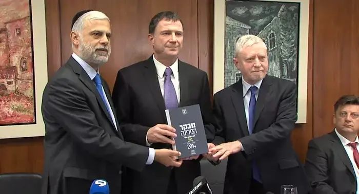 דוח המבקר הוגש ליו"ר הכנסת: "מתכוונים להיאבק בשחיתות" (גדעון צנטנר) דוח המבקר הוגש ליו"ר הכנסת: "מתכוונים להיאבק בשחיתות" (גדעון צנטנר)
