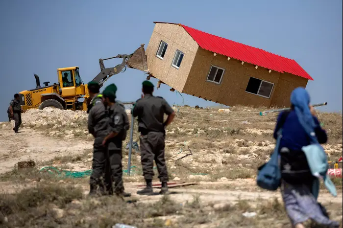 פינוי המאחז מעלה רחבעם מאי 2014 (AP)
