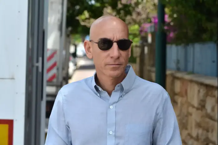 אלוף בן בהשקת ליברל (ניב אהרונסון) אלוף בן בהשקת ליברל (ניב אהרונסון)