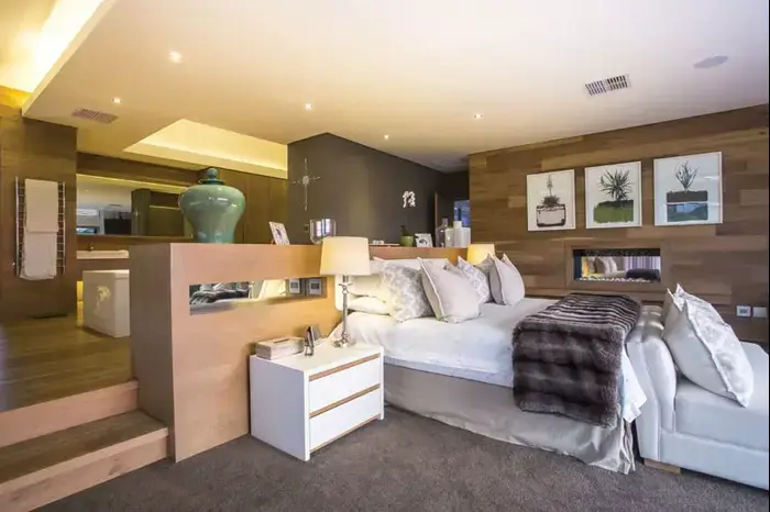 בית בדרום אפריקה; אדריכלות: Metropole Architects; עיצוב פנים: Nige Tarboton (בנין ודיור , grant pither) בית בדרום אפריקה; אדריכלות: Metropole Architects; עיצוב פנים: Nige Tarboton (בנין ודיור , grant pither)
