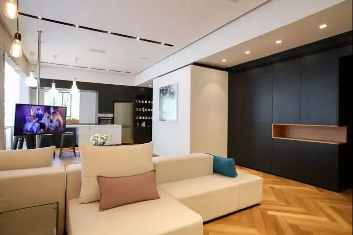 דירה ברוטשילד; עיצוב פנים: דורי רדליך - Dori-interior design (אתר רשמי , אתר בניין ודיור, עדי כהן צדק) דירה ברוטשילד; עיצוב פנים: דורי רדליך - Dori-interior design (אתר רשמי , אתר בניין ודיור, עדי כהן צדק)