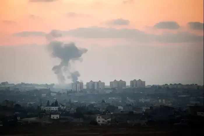 קיבוץ ניר עם, גבול רצועת עזה. יולי 2014 (עומר מירון) קיבוץ ניר עם, גבול רצועת עזה. יולי 2014 (עומר מירון)