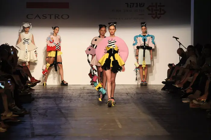 תצוגת בוגרי שנקר 2014 - גולן טאוב (יח"צ , צילום: רפי דלויה) תצוגת בוגרי שנקר 2014 - גולן טאוב (יח"צ , צילום: רפי דלויה)