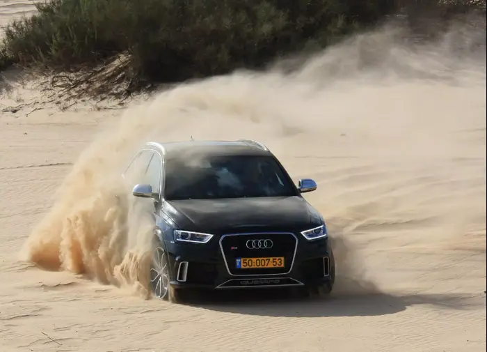 אודי RSQ3 במבחן (יח"צ , רמי גלבוע) אודי RSQ3 במבחן (יח"צ , רמי גלבוע)