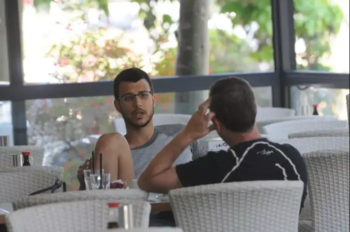 אסי עזר (ברק פכטר)