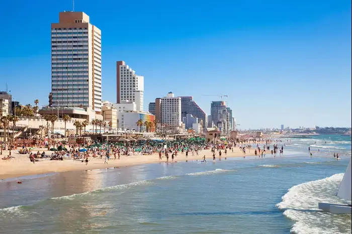 מלונות תל אביב חוף הים חופשה מלון (ShutterStock)