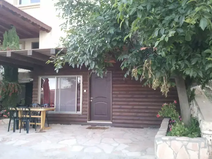 צימר בין ההר לשמיים בית ג'אן (צילום מסך , מתוך פייסבוק הצימר) צימר בין ההר לשמיים בית ג'אן (צילום מסך , מתוך פייסבוק הצימר)