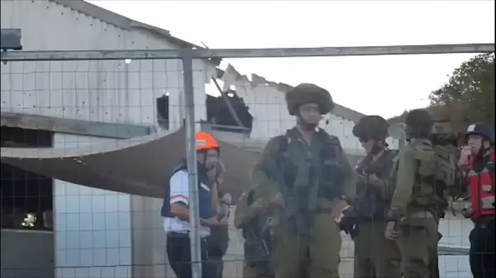 הפקת ניקיון מיוחדת של וואלה! בית ועיצוב (זיו שדה) הפקת ניקיון מיוחדת של וואלה! בית ועיצוב (זיו שדה)