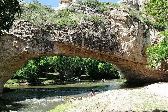 הגשר, איירס וואיומינג (יח"צ) הגשר, איירס וואיומינג (יח"צ)