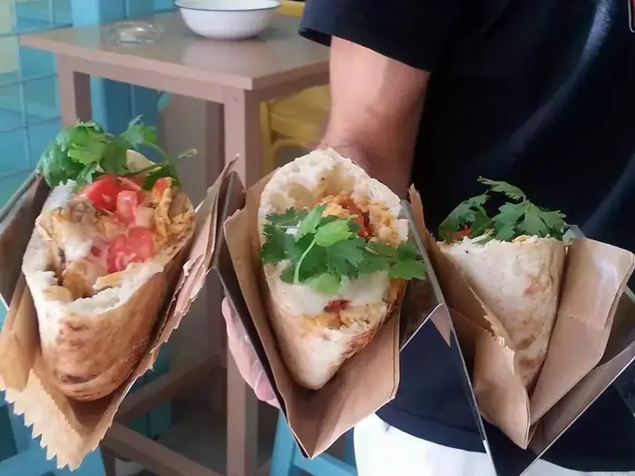 דוויני פיתה בר (יח"צ) דוויני פיתה בר (יח"צ)