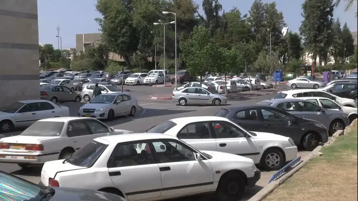 חניה באשקלון (מערכת וואלה! NEWS) חניה באשקלון (מערכת וואלה! NEWS)