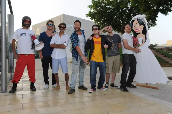 פרויקט צילומים לראש השנה: כוכבי הרשת של 2014 (מערכת וואלה! NEWS) פרויקט צילומים לראש השנה: כוכבי הרשת של 2014 (מערכת וואלה! NEWS)