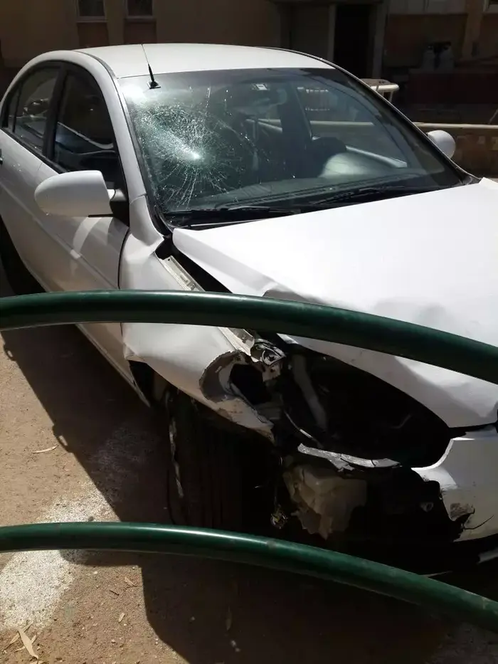מכונית היונדאי אקסנט החשודה במעורבות בתאונה פגע וברח בכביש 27.09.2014 (מערכת וואלה! NEWS) מכונית היונדאי אקסנט החשודה במעורבות בתאונה פגע וברח בכביש 27.09.2014 (מערכת וואלה! NEWS)