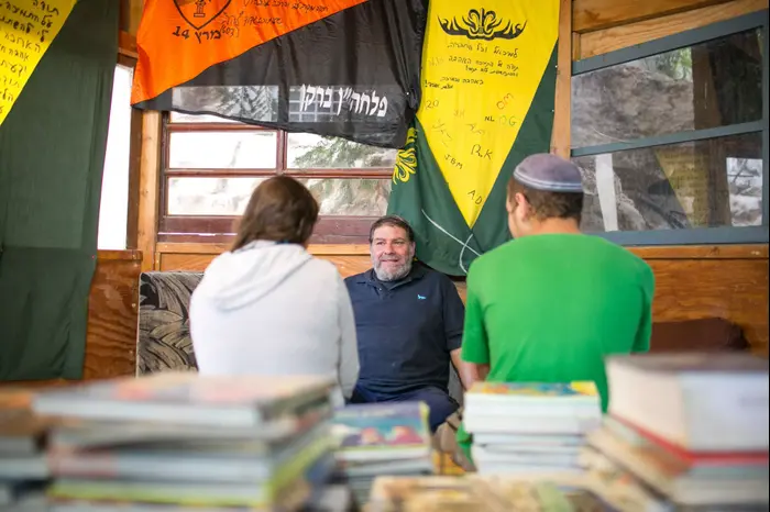 מיכאל חיימוביץ' מהישוב בת עין, אוקטובר 2014 (נועם מושקוביץ) מיכאל חיימוביץ' מהישוב בת עין, אוקטובר 2014 (נועם מושקוביץ)