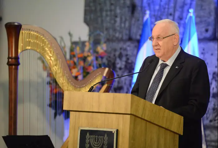 נשיא המדינה ורעייתו אירחו את חברי הפורום הבינלאומי של הספרייה הלאומית, במשכן הנשיא (לשכת העיתונות הממשלתית , מארק ניימן) נשיא המדינה ורעייתו אירחו את חברי הפורום הבינלאומי של הספרייה הלאומית, במשכן הנשיא (לשכת העיתונות הממשלתית , מארק ניימן)