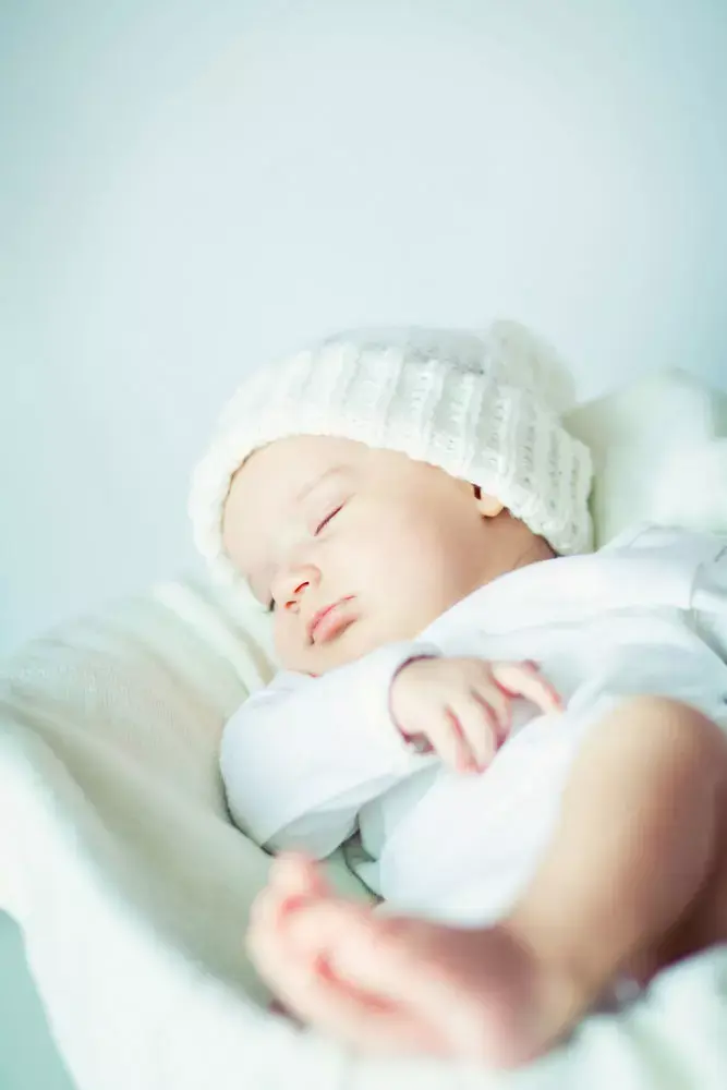 תינוק ניובורן (ShutterStock) תינוק ניובורן (ShutterStock)