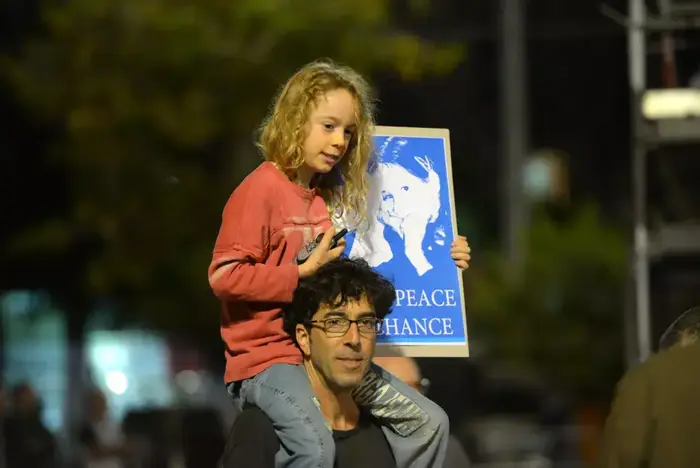 העצרת לציון 19 שנים לרצח ראש הממשלה יצחק רבין, 1 בנובמבר 2014 (ראובן קסטרו) העצרת לציון 19 שנים לרצח ראש הממשלה יצחק רבין, 1 בנובמבר 2014 (ראובן קסטרו)