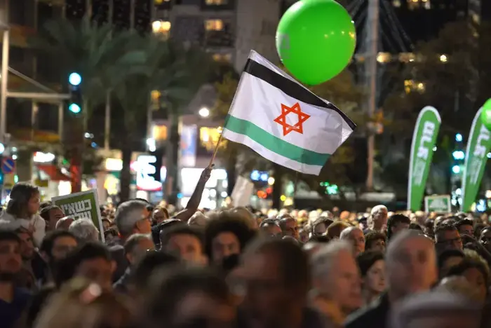 העצרת לציון 19 שנים לרצח ראש הממשלה יצחק רבין, 1 בנובמבר 2014 (ראובן קסטרו) העצרת לציון 19 שנים לרצח ראש הממשלה יצחק רבין, 1 בנובמבר 2014 (ראובן קסטרו)