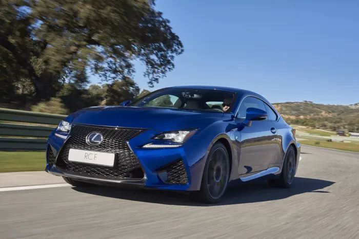 השקה לקסוס RCF דצמבר 2014 (קובי ליאני , יצרן) השקה לקסוס RCF דצמבר 2014 (קובי ליאני , יצרן)