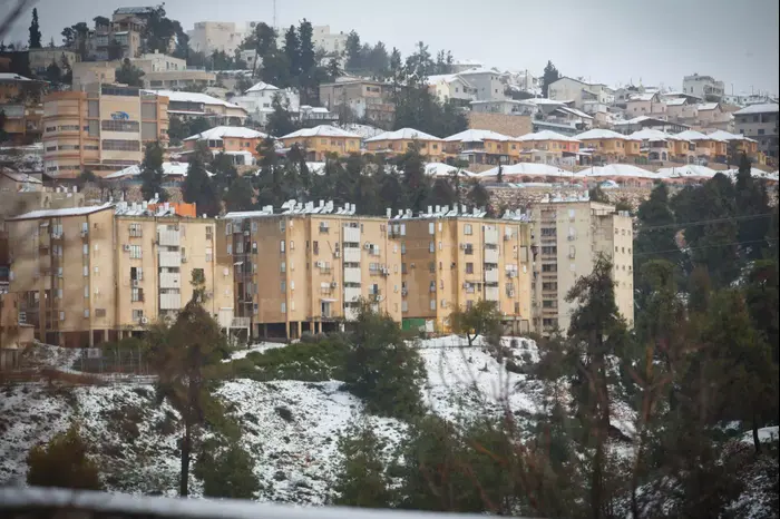 שלג בצפת (מערכת וואלה! NEWS , חמד אלמקת) שלג בצפת (מערכת וואלה! NEWS , חמד אלמקת)