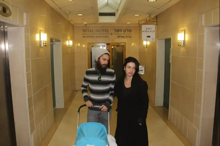 נינט טייב (ניר פקין) נינט טייב (ניר פקין)
