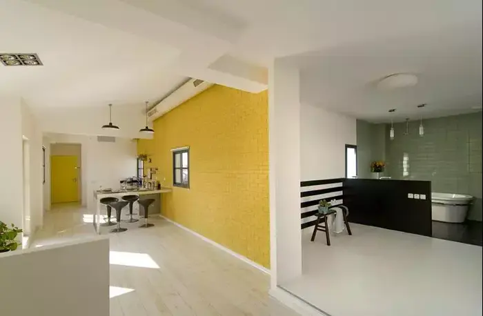 דירה בפלורנטין (בנין ודיור , אילן נחום) דירה בפלורנטין (בנין ודיור , אילן נחום)
