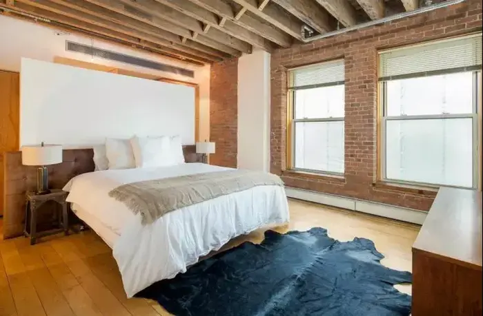 הלופט של אורלנדו בלום במנהטן (יח"צ , Elle decor) הלופט של אורלנדו בלום במנהטן (יח"צ , Elle decor)