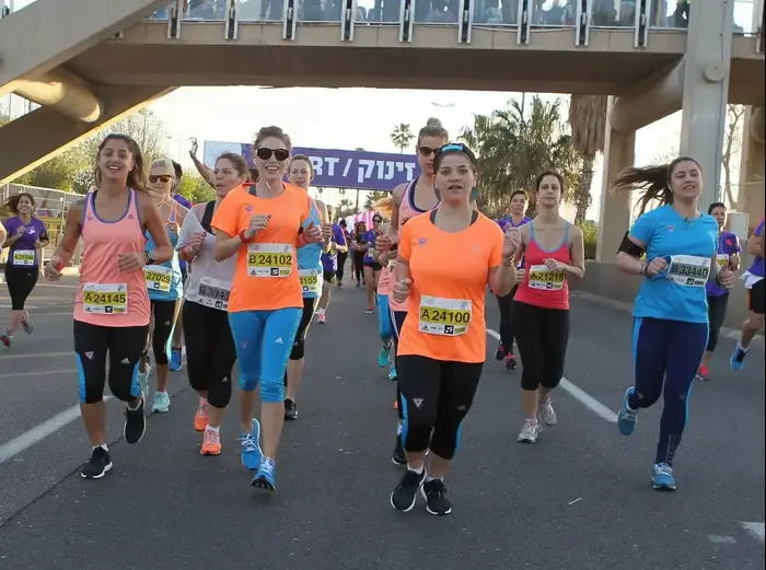 ג'קי אזולאי (ראובן שניידר) ג'קי אזולאי (ראובן שניידר)