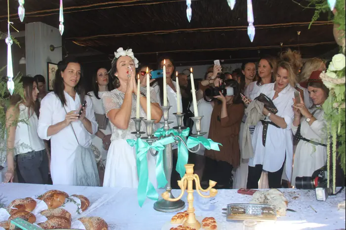 לאה שנירר (ניר פקין) לאה שנירר (ניר פקין)