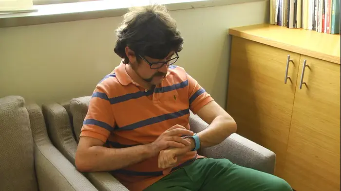 אפל וואץ' וואטש APPLE WATCH (עידו שחם) אפל וואץ' וואטש APPLE WATCH (עידו שחם)
