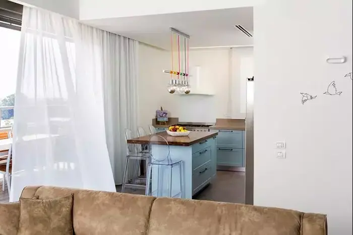 פנטהאוז באזור השרון; עיצוב פנים: ליאת בני פלד (אתר רשמי , אתר בניין ודיור, שי אפשטיין) פנטהאוז באזור השרון; עיצוב פנים: ליאת בני פלד (אתר רשמי , אתר בניין ודיור, שי אפשטיין)