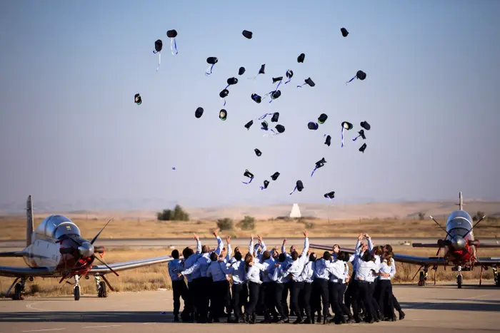"מסדר כנפיים", טקס סיום קורס טיס, 25 ביוני 2015 (דובר צה"ל)