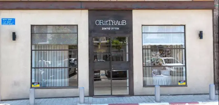 חנות הטקסטיל של אורית טראוב בשוק הפשפשים (יח"צ , סטודיו צלול)