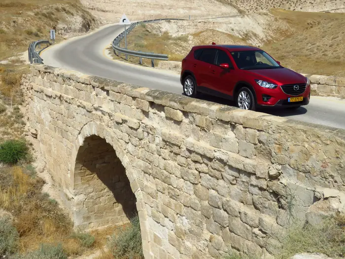 מבחן מאזדה CX5 מתיחת פנים. יולי 2015 (קובי ליאני) מבחן מאזדה CX5 מתיחת פנים. יולי 2015 (קובי ליאני)