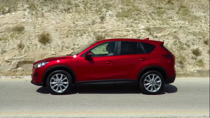 מבחן מאזדה CX5 מתיחת פנים. יולי 2015 (קובי ליאני) מבחן מאזדה CX5 מתיחת פנים. יולי 2015 (קובי ליאני)