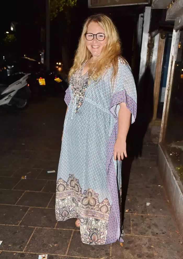 רוני מרחבי (יח"צ , שלומי צ'יקונה) רוני מרחבי (יח"צ , שלומי צ'יקונה)
