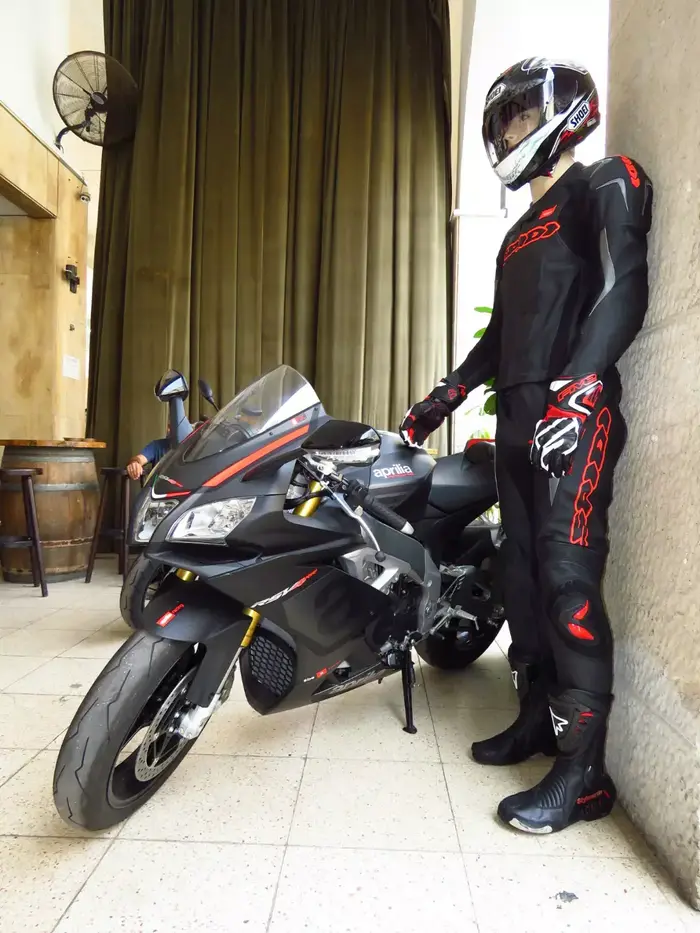 אפריליה RSV4R (קובי ליאני) אפריליה RSV4R (קובי ליאני)