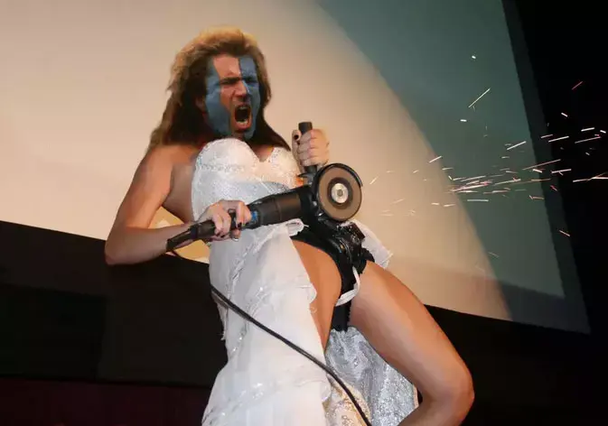 פיגוע פוטושופ (צילום מסך) פיגוע פוטושופ (צילום מסך)