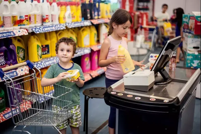 מיניסיטי מתחם שרונים בהוד השרון (זיו שדה) מיניסיטי מתחם שרונים בהוד השרון (זיו שדה)