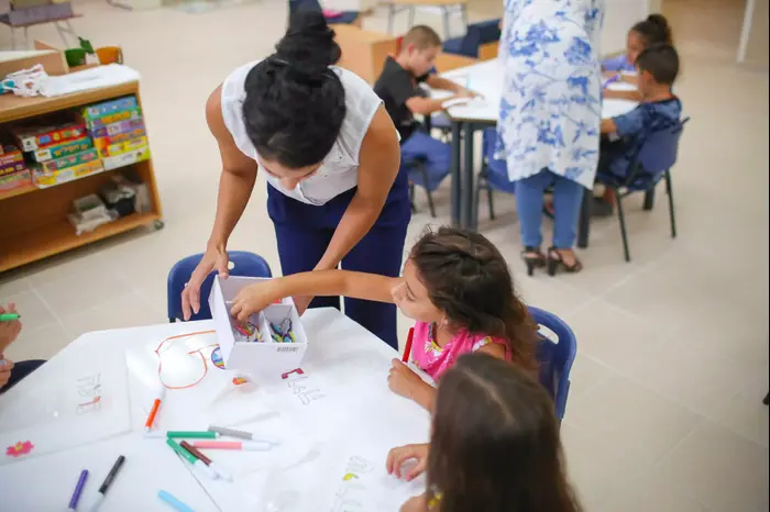 יום הכנה לתלמידי כיתה א',בית ספר ס זלמן ארן בירושלים, אוגוסט 2015 (נועם מושקוביץ) יום הכנה לתלמידי כיתה א',בית ספר ס זלמן ארן בירושלים, אוגוסט 2015 (נועם מושקוביץ)