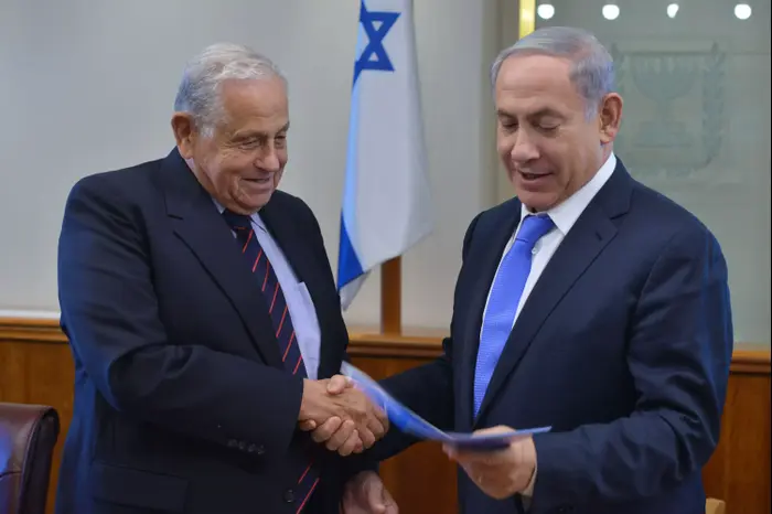 ראש הממשלה מקבל את מסקנות הדו"ח לבחינת יישום המלצות ועדת טירקל מעו"ד יוסף צ'חנובר, 20 בספטמבר 2015 (לשכת העיתונות הממשלתית , קובי גדעון) ראש הממשלה מקבל את מסקנות הדו"ח לבחינת יישום המלצות ועדת טירקל מעו"ד יוסף צ'חנובר, 20 בספטמבר 2015 (לשכת העיתונות הממשלתית , קובי גדעון)