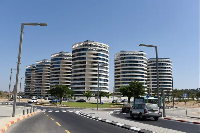 פרויקט המגורים בלו, בעיצוב אילן פיבקו (ראובן קסטרו) פרויקט המגורים בלו, בעיצוב אילן פיבקו (ראובן קסטרו)