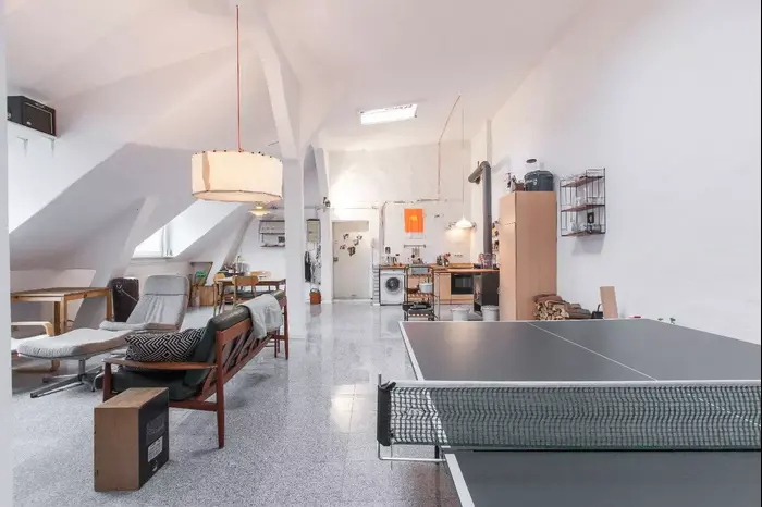 דירת Airbnbבברלין (אתר רשמי , Airbnb)