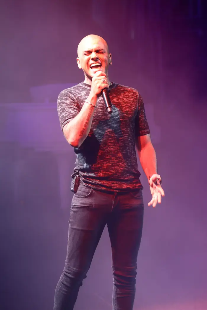אייל גולן טוב לך איתו (יח"צ , צילום: אלוני מור) אייל גולן טוב לך איתו (יח"צ , צילום: אלוני מור)