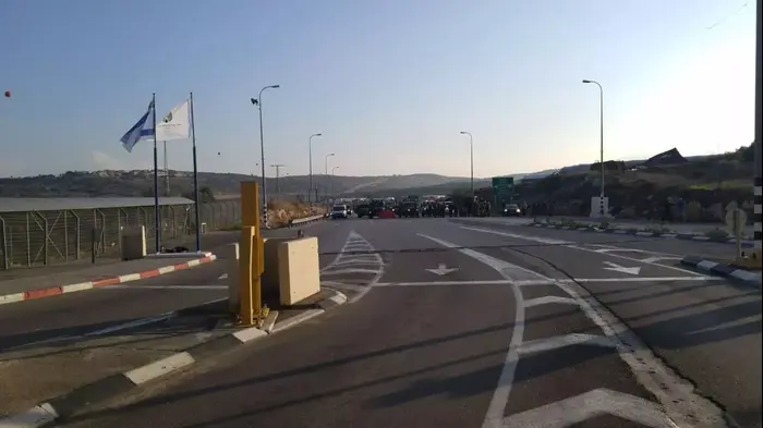 מעבר אליהו שבשומרון, שבו אירע ניסיון פיגוע דקירה (איחוד הצלה , איחוד הצלה שומרון) מעבר אליהו שבשומרון, שבו אירע ניסיון פיגוע דקירה (איחוד הצלה , איחוד הצלה שומרון)