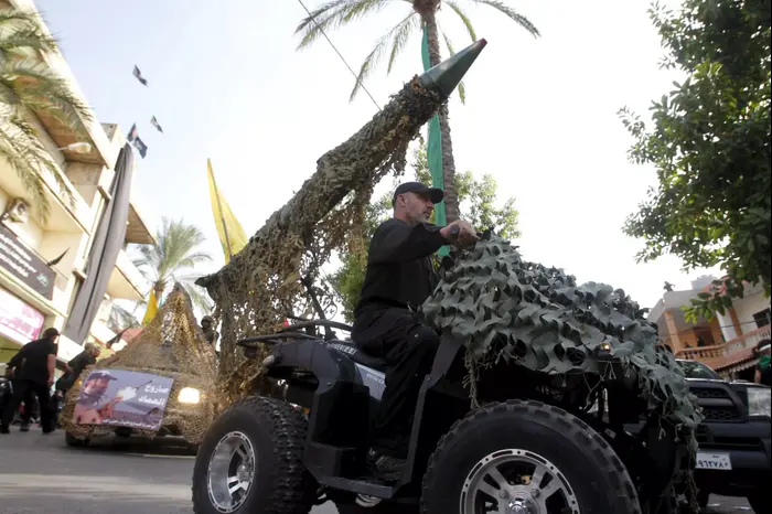 לוחמי חיזבאללה בלבנון, אוקטובר 2015 (רויטרס) לוחמי חיזבאללה בלבנון, אוקטובר 2015 (רויטרס)