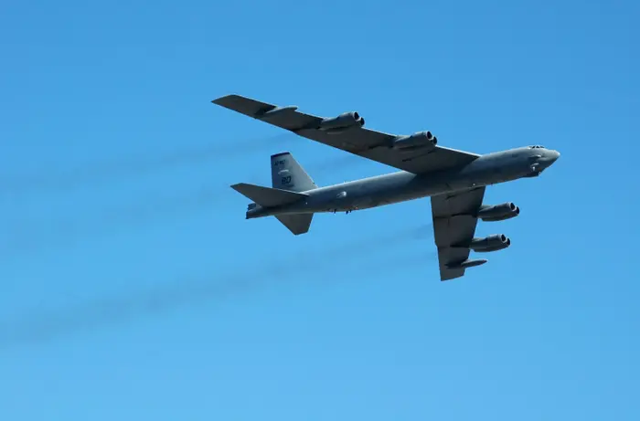 מפציץ מדגם B-52 של חיל האוויר של ארצות הברית (AP) מפציץ מדגם B-52 של חיל האוויר של ארצות הברית (AP)
